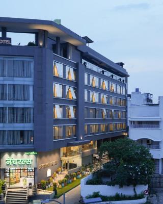 Uptown Hotel