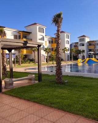 Luxueux appartement avec piscine à la Marina Saidia