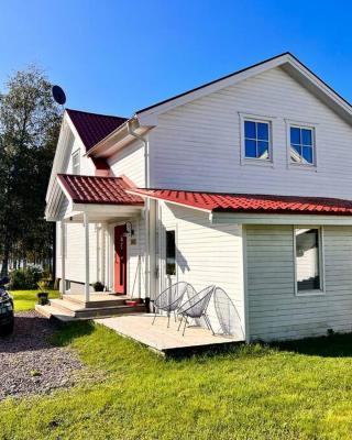 Riverfront Cosy Villa in Luleå