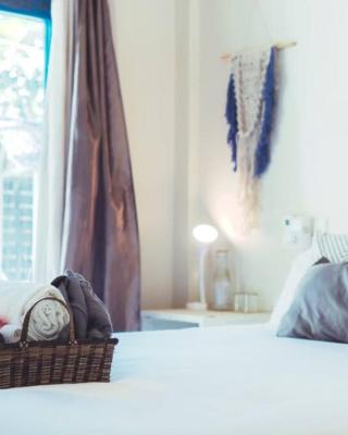 Sleepy Gypsea Villa Siargao - Private Room - Daydream
