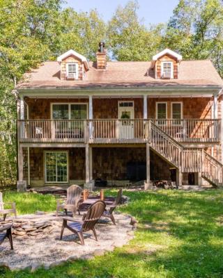 Cabin at Paradise Lake