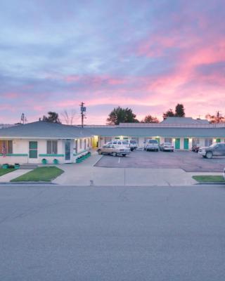 Town House Motel