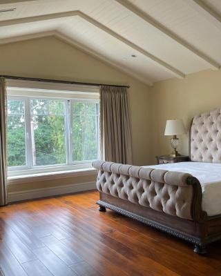Spacious Cozy House in Vancouver West