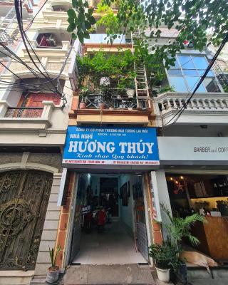 Nhà Nghỉ Hương Thúy - TTTM Royal City