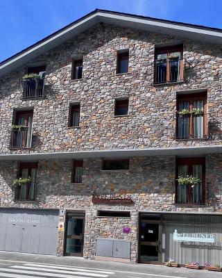 Apartaments Turistics El Buner