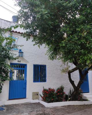 Cabaña 41, aldea Doradal Santorini Colombiano