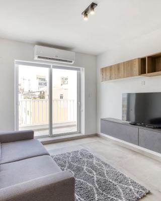 GZIRA Suite 14-Hosted by Sweetstay