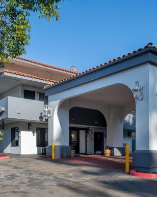 Days Inn by Wyndham Encinitas Moonlight Beach