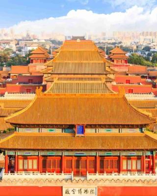 Happy Dragon Saga Hotel with Garden Terrace -In the city center with big window and fluent English speaking,Tourist ticket service&food recommendation,Near Tian'AnMen Forbidden City,Wangfujing walking street,Easy to get any tour sights by metro in Beijing