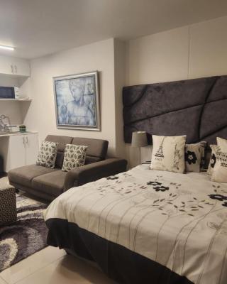 Umhlanga flat near Gateway mall