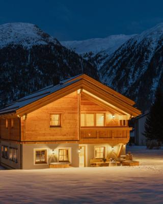 Engadin Chalet - Private Spa Retreat & Appart -St Moritz - Val Bever