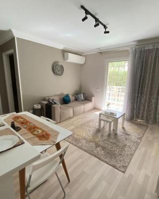 Ultra modern & super cozy apartment wz a private garden