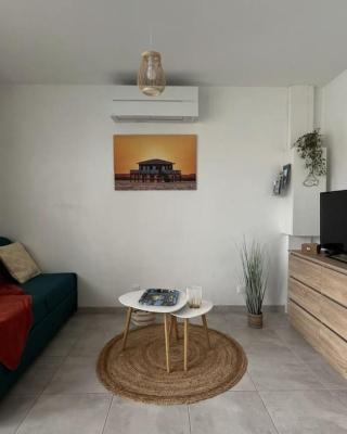Studio tout confort + terrasse