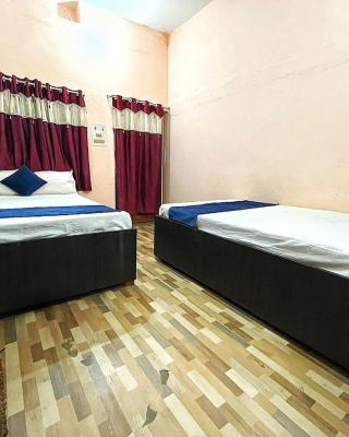 HOTEL SWASTIK "free pick up from station & airport"