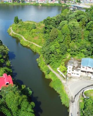 Lake Side Homestay - Pradhan Homestay Mirik