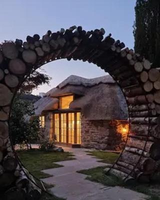 Little Thatch