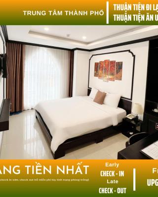 Phuong Dong Hotel and Apartment