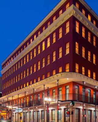 Courtyard by Marriott New Orleans Downtown Near the French Quarter