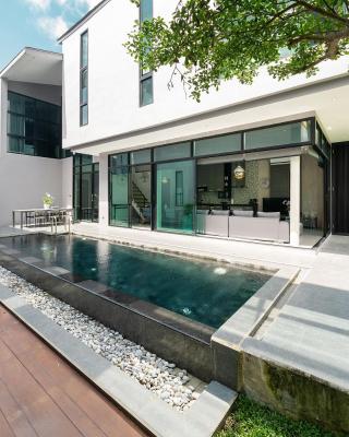 Villa Lami - Tropical Modern Loft Phuket with 3BD, private pool, Gym and Sauna