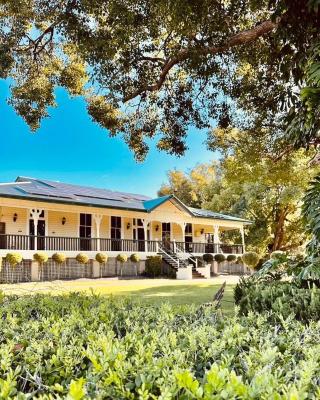Gunabul Homestead & Golf Course