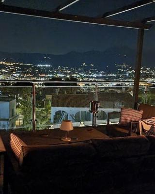 Magnificent view and pool