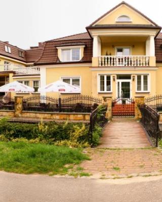 Willa Kolor Pokoje Apartamenty Restauracja