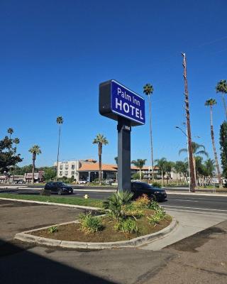 Palm Inn Hotel near Tyler Mall Riverside