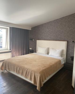 Afina Aparthotel