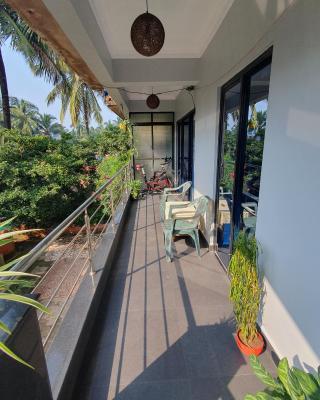 Fernandes Homestay- Apartment near the beach- Feliz