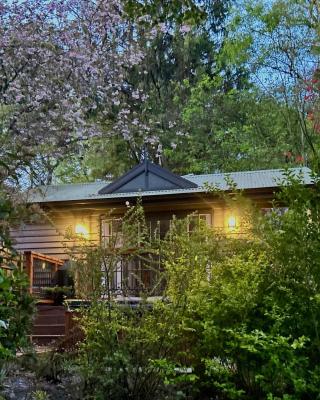 Mountain Cottage in Dandenong Ranges