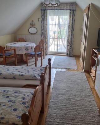 2 Zimmer Wohnung in Thermennähe für 4 Personen