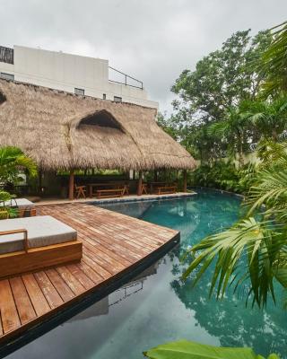 Dhalia - Private roof with pool & Beach Club Access