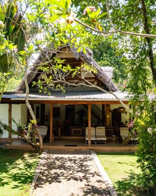 Anse Lazio Lodge