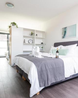 Family executive Studio with Balcony open Delft Utopia Flora 20F