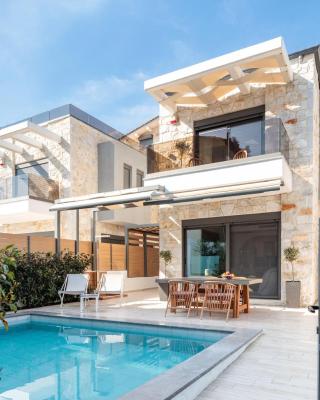 Domenica Diamond Villas - Heated Pool