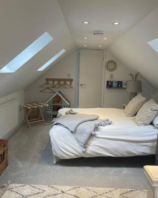 Roseberry Loft perfect for Wilton site