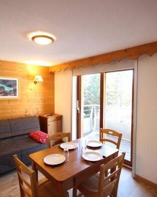 Charmant 2 pièces proche pistes avec balcon et animaux admis - FR-1-549-98