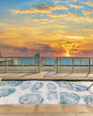 Rooftop Pool - Balcony - Hollywood Beach Boardwalk