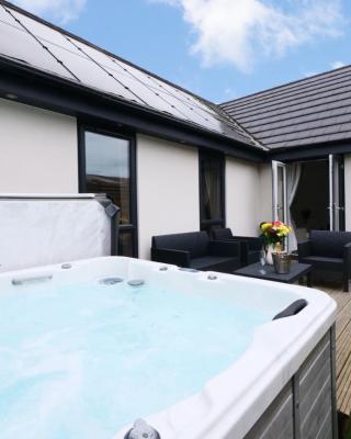 Hoxne Cottages - Sunflower Cottage with private hot tub
