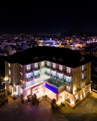Bombo DaLat Hotel