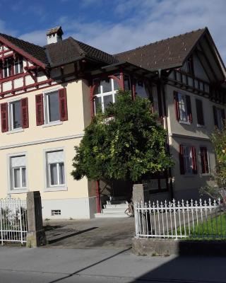 Historische Villa im Herzen Rankweils