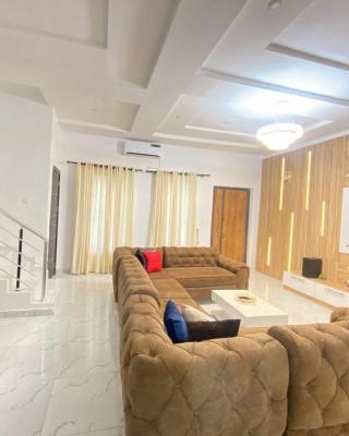 Luxury 4 bedroom shared shortlet apartment lekki