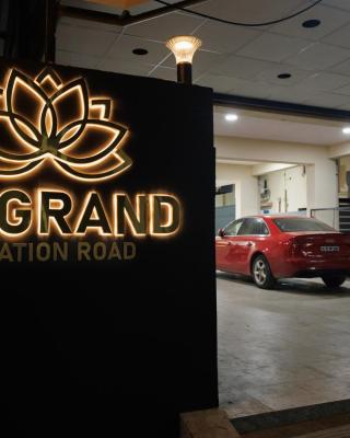 V V Grand