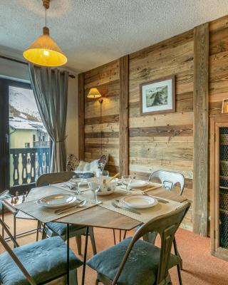 Appartement soigné à Val-d'Isère avec Wifi, parking couvert, à 10 min des pistes, navette gratuite. - FR-1-694-172