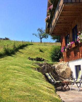 Ferienwohnung mit Aussicht im Bergdorf Steibis im Allgäu