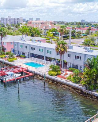 107-Dog Friendly-Waterfront-Walk to beach