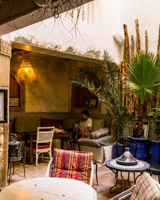 Essaouira Youth Hostel & Social Travel