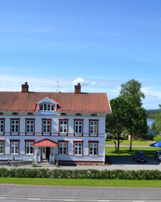 Varmland Hotel