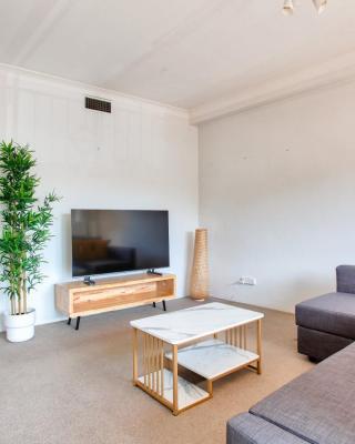 Cozy 2 Bedroom Apartment Surry Hills