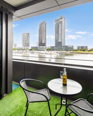 Melbourne Docklands Riverside Views